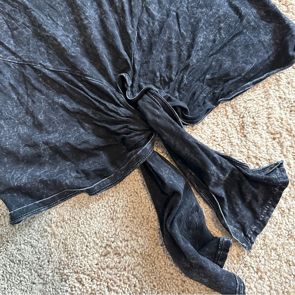 Distressed Tank Top - Picture 4 of 5